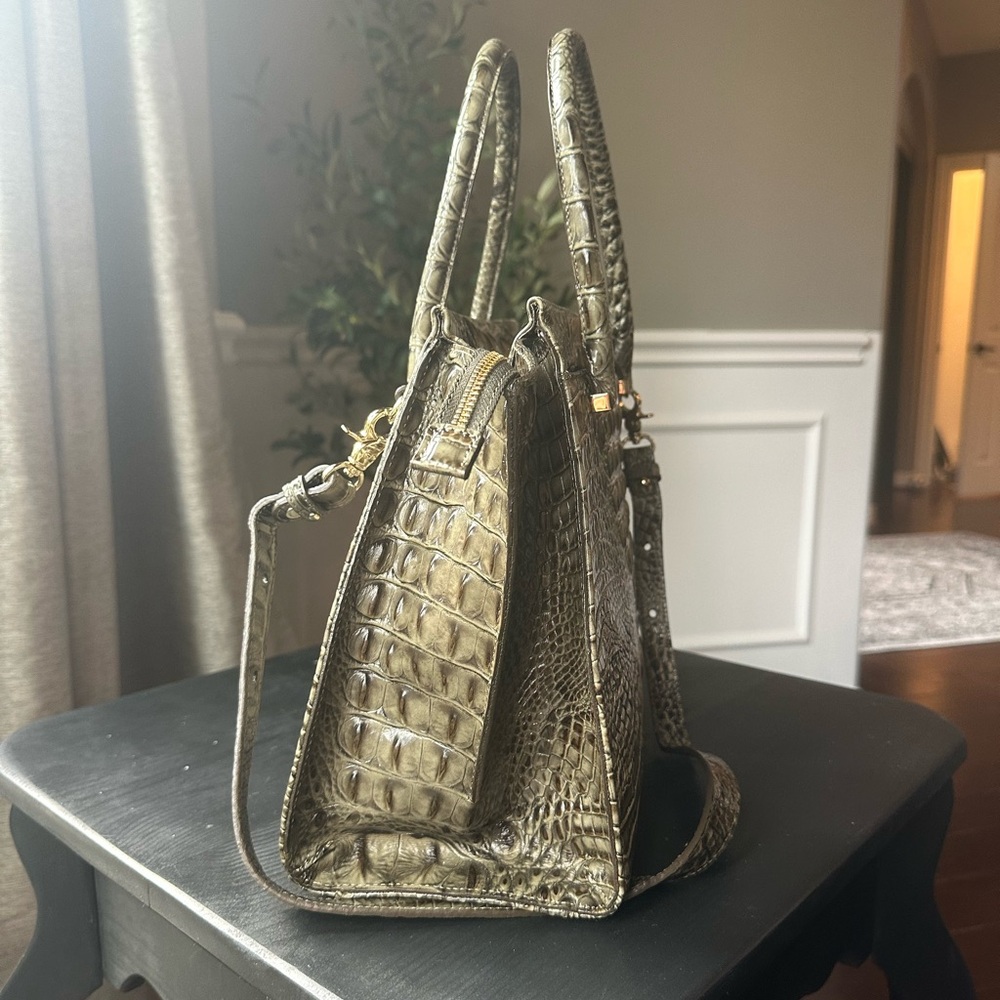 Brahmin Priscilla Satchel Forest Melbourne - RARE - 2 Eye Medallions - Picture 6 of 15
